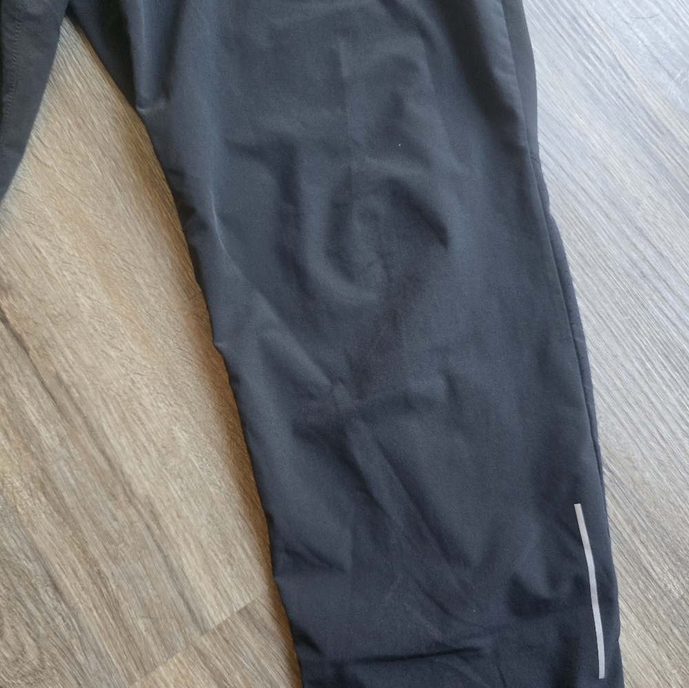 Nike Black Jogger Lightweight Sweatpants with Elastic Cuffs Large - Picture 6 of 6